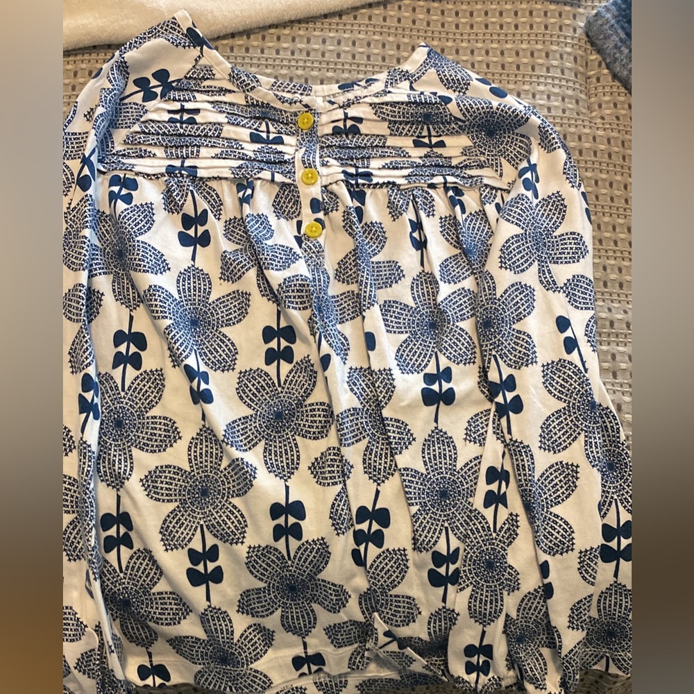 Hanna Anderson top